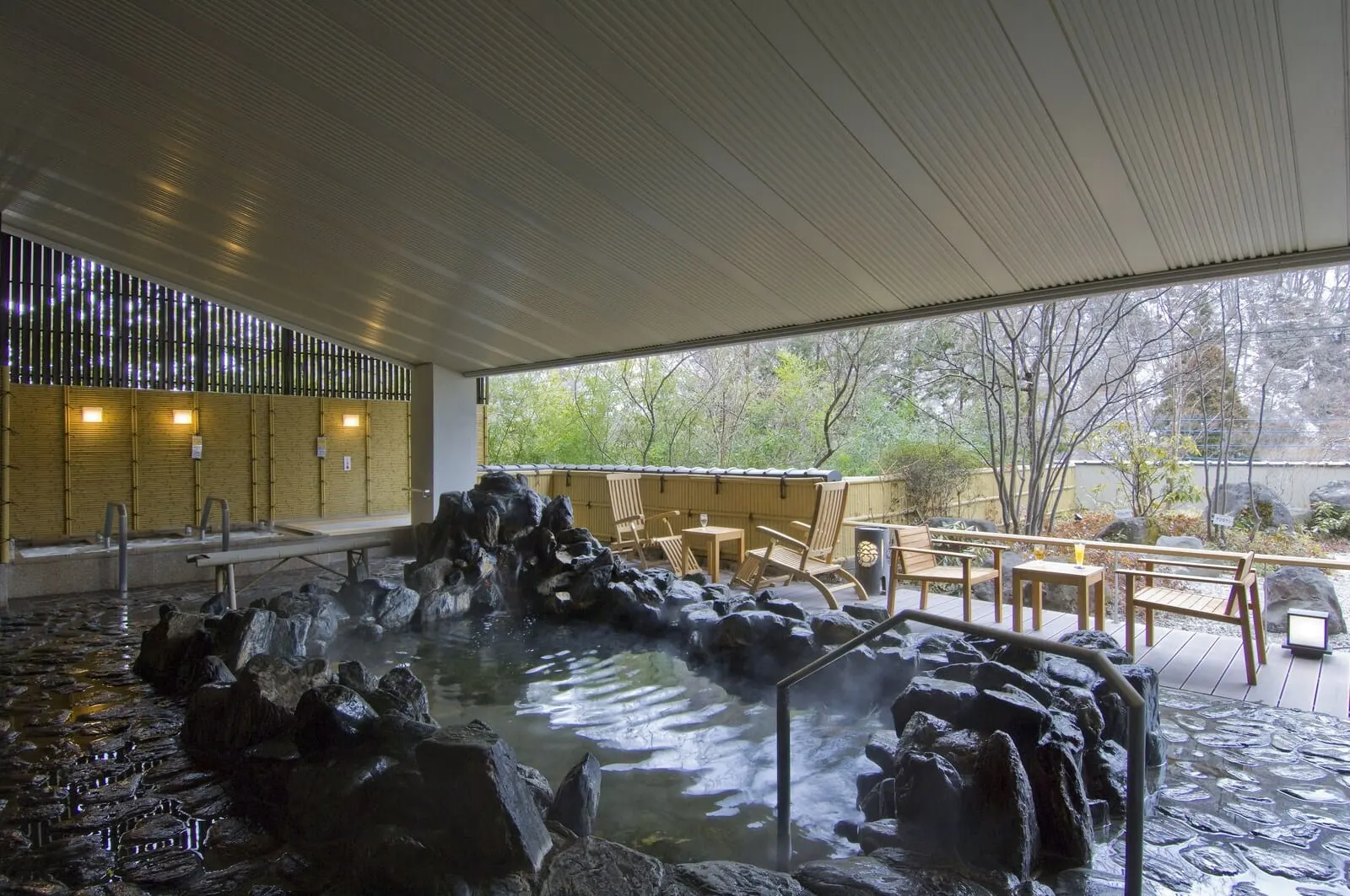 Nikko Senhime Monogatari: The open-air bath