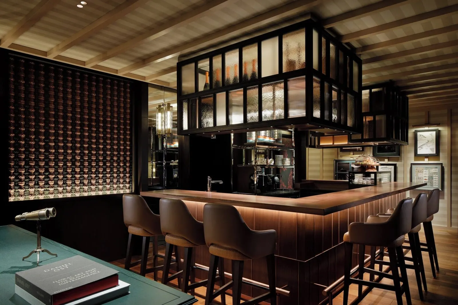The Ritz-Carlton, Nikko: The bar