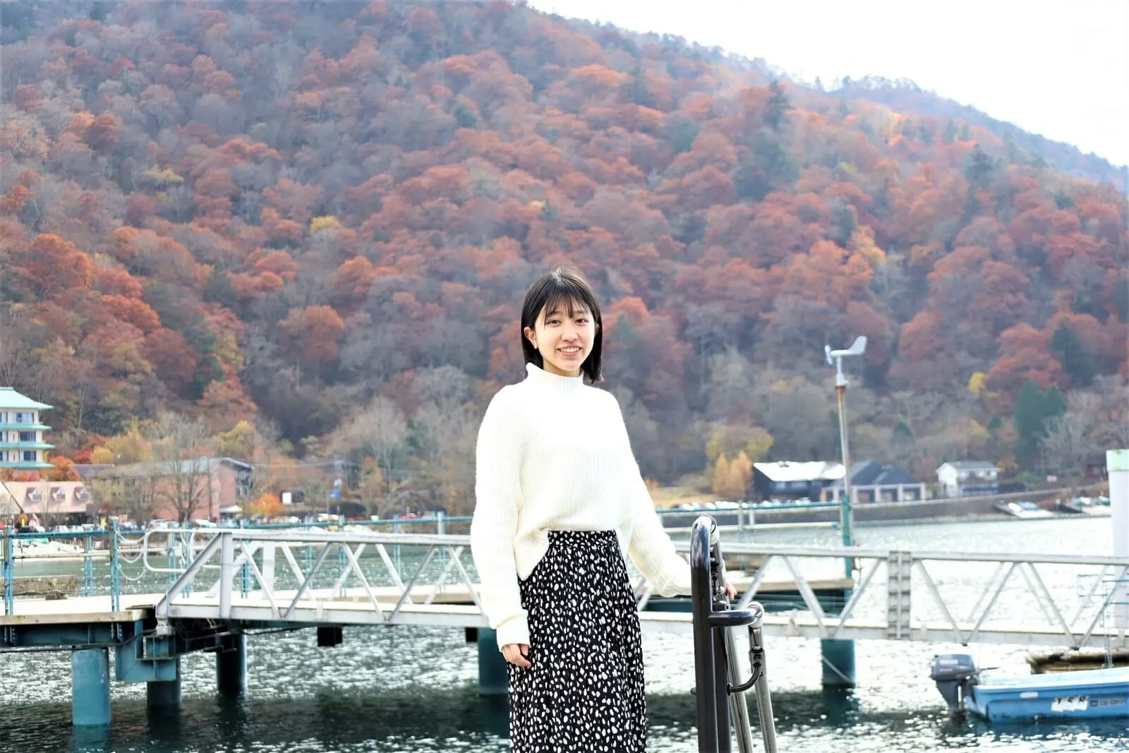 Hatago Nagomi: The lake shore by the inn