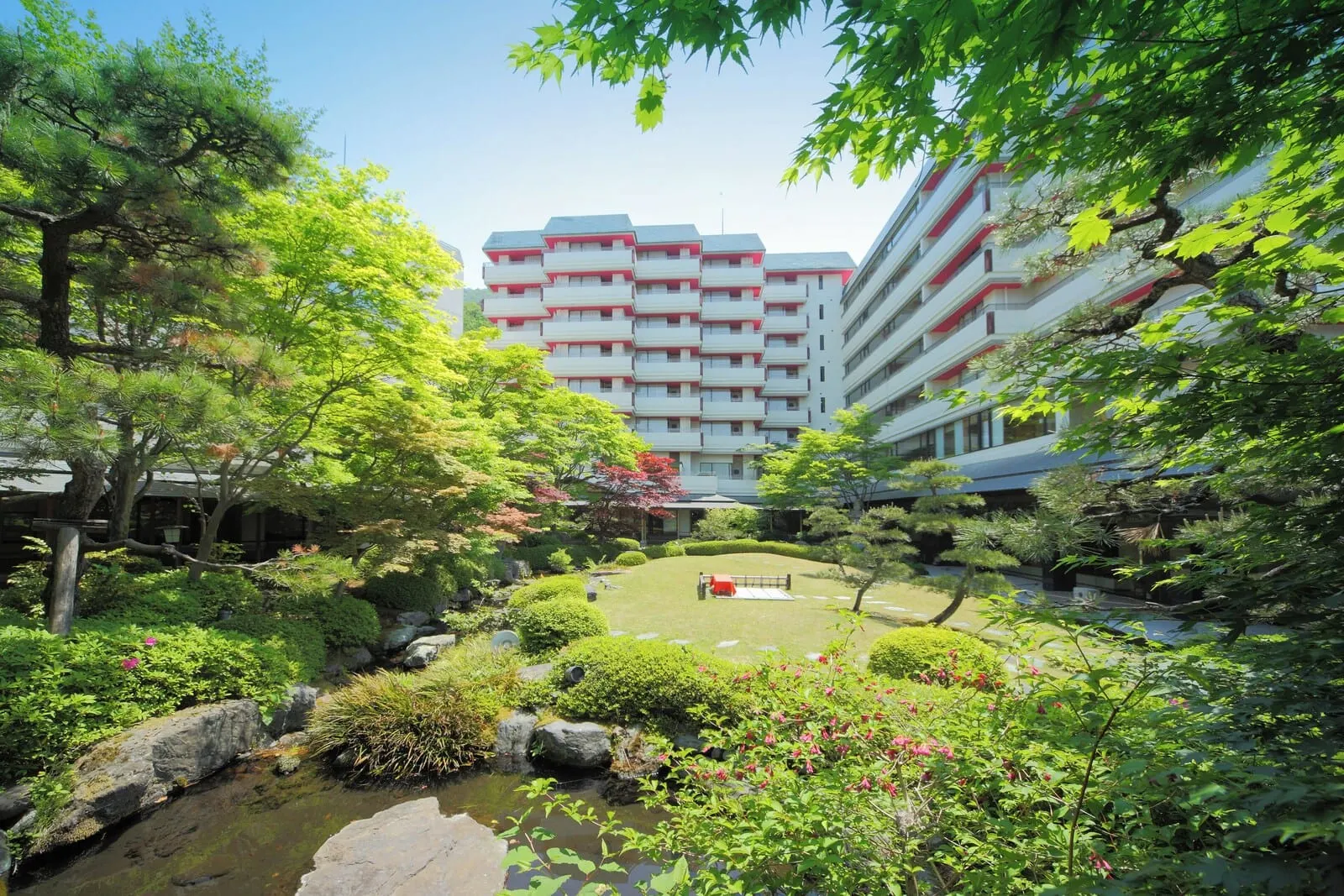 Kinugawa Grand Hotel Yume no Toki: The hotel and its Japanese garden