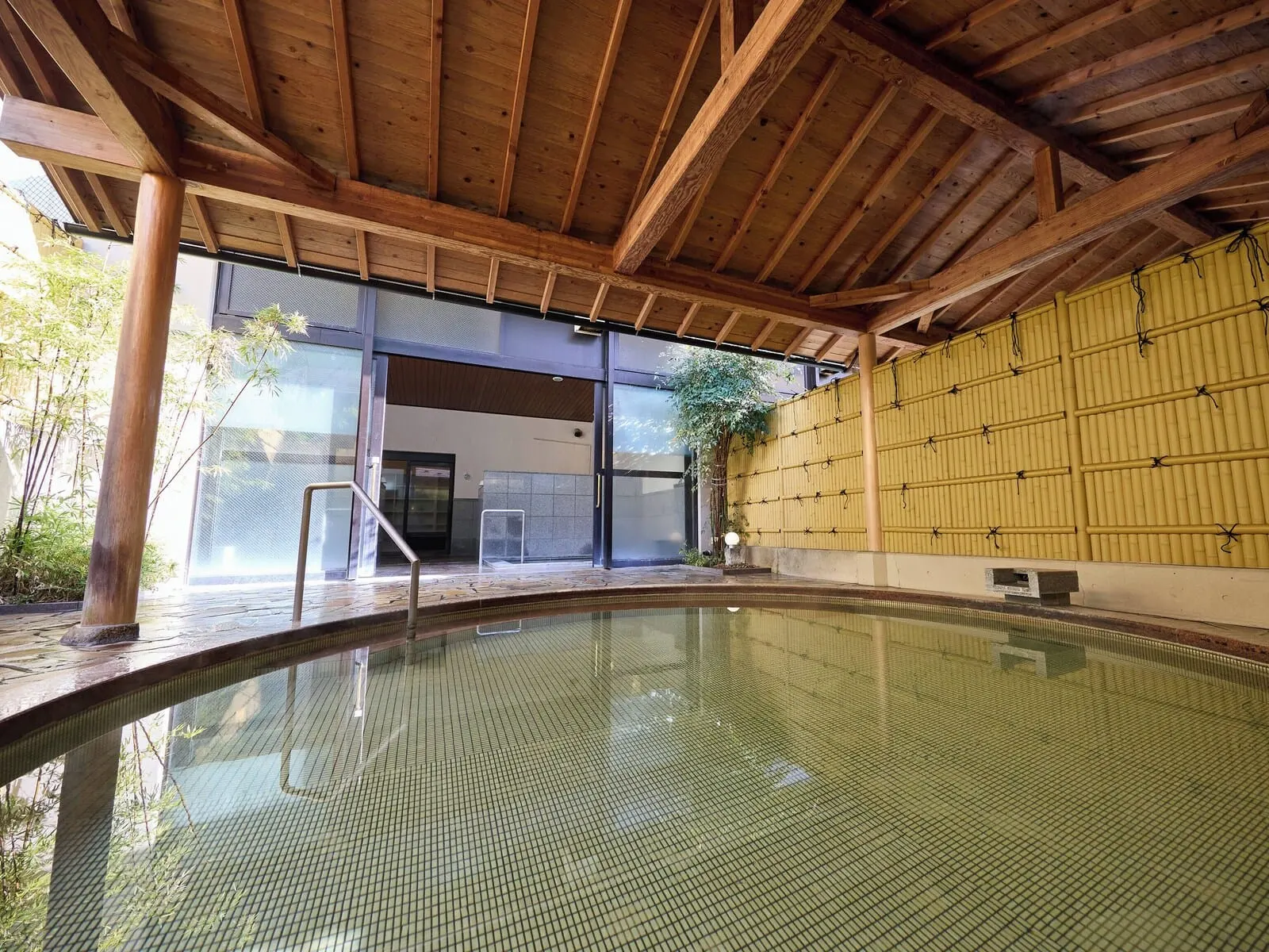 Nikko Station Hotel Classic: The open-air bath