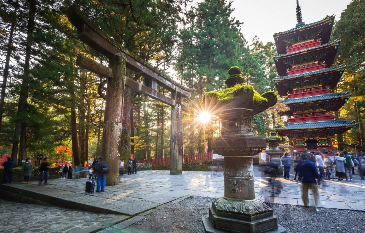 The five-storey pagoda and stone torii at Toshogu