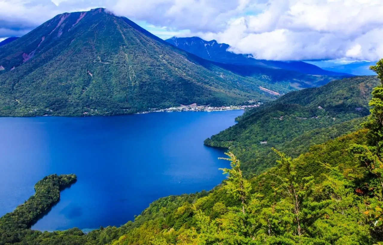 Lake Chuzenji below Mount Nantai